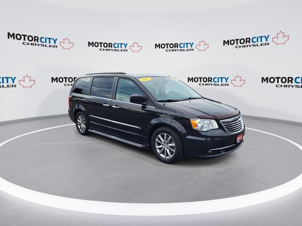 2015 Chrysler Town & Country