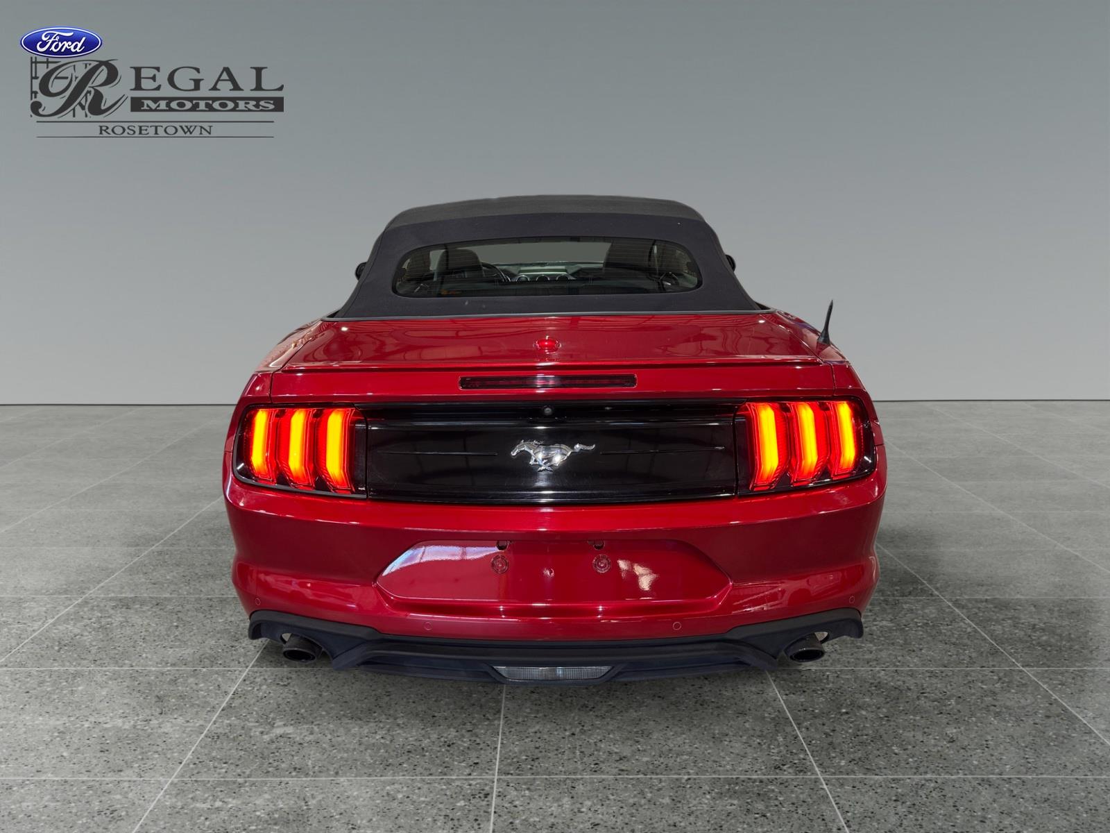 2022 Ford Mustang