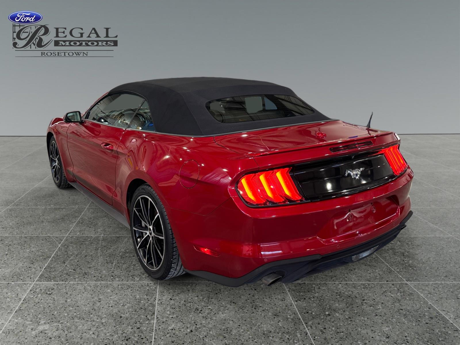2022 Ford Mustang