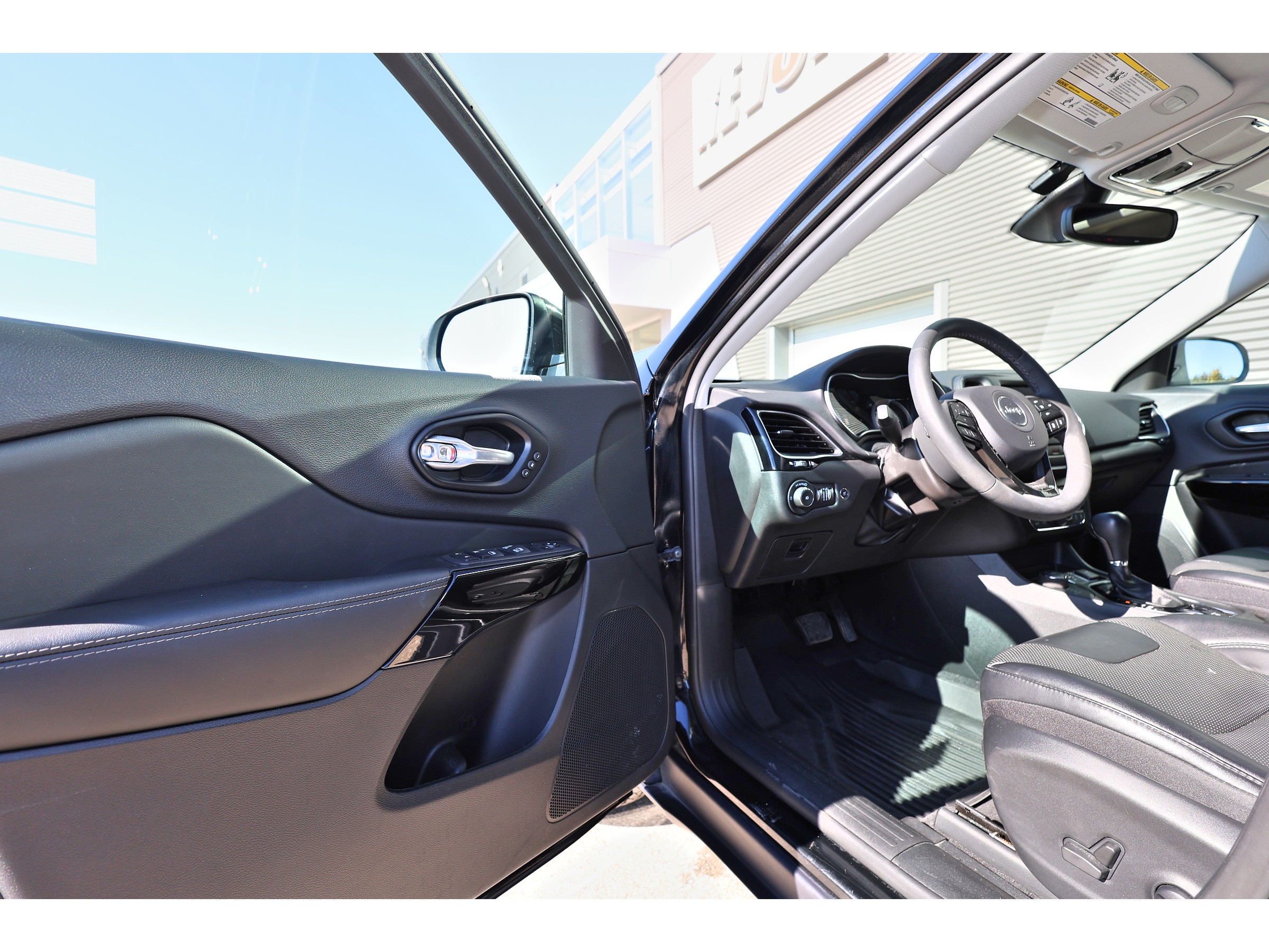 2023 Jeep Cherokee