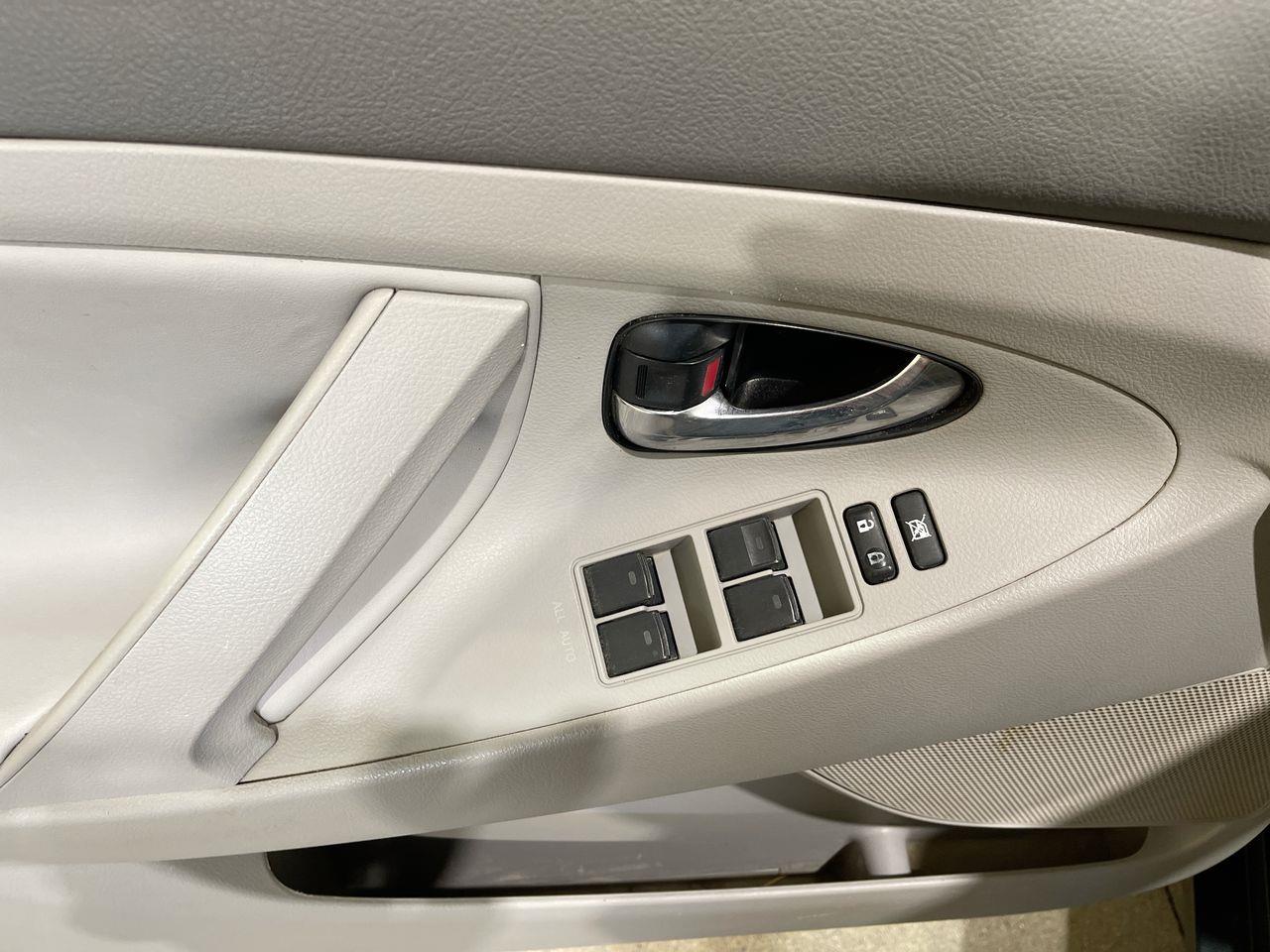 2010 Toyota Camry Hybrid