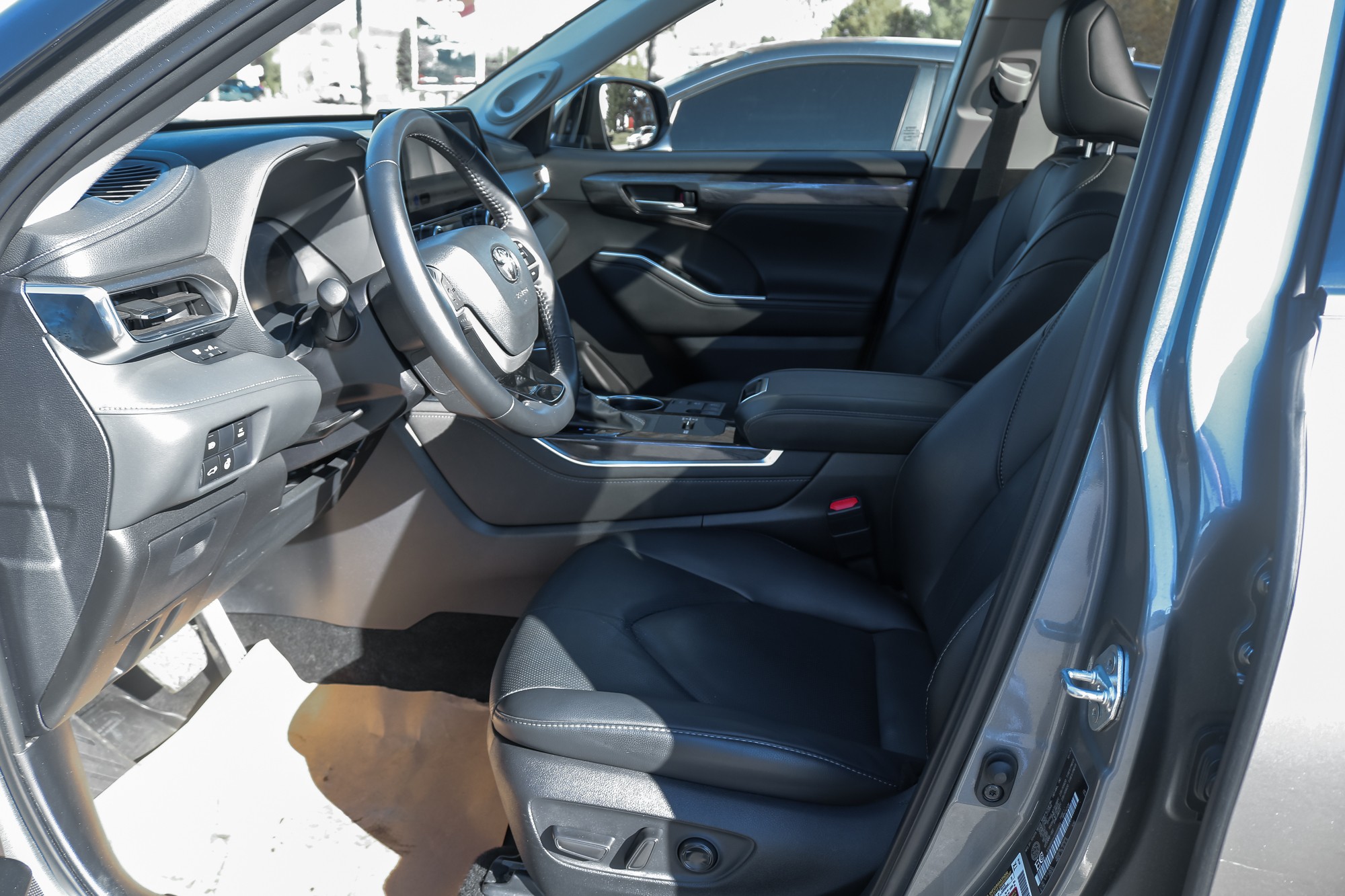 2025 Toyota Highlander Hybrid