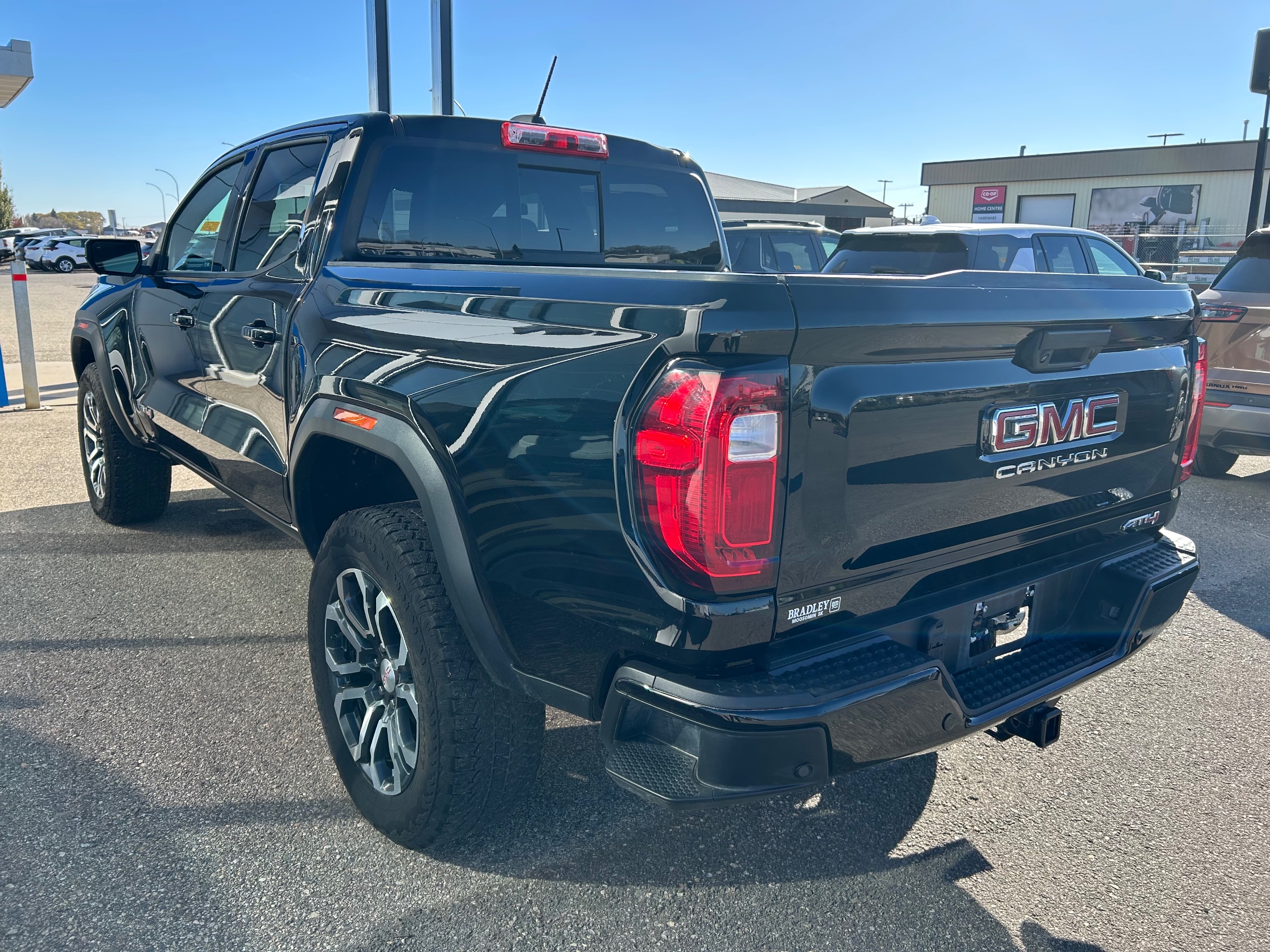 2023 GMC Canyon