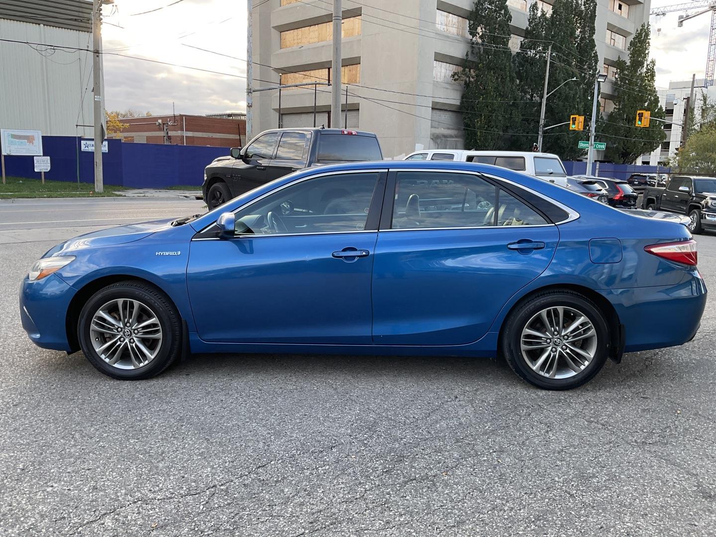 2017 Toyota Camry Hybrid
