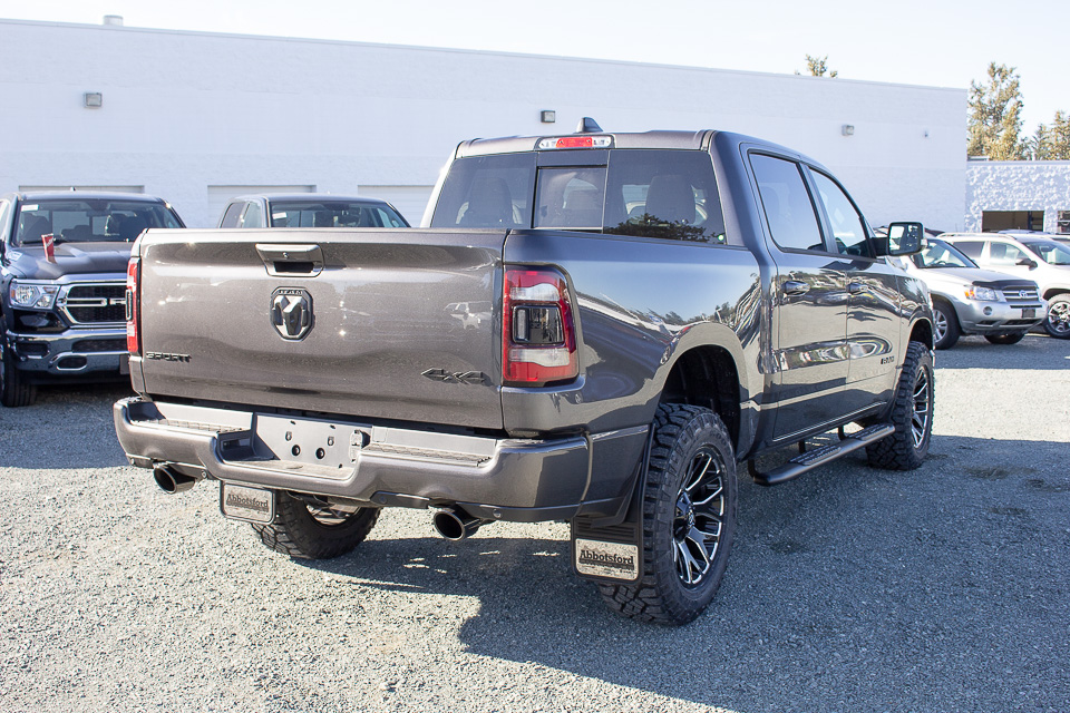 Quick Drive: Canadian 2019 Ram 1500 Sport with 2-Inch Mopar Lift