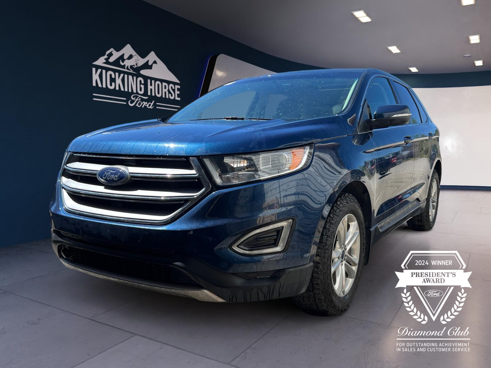 2017 Ford Edge SEL (Stk: 15112) in Golden - Image 1 of 17