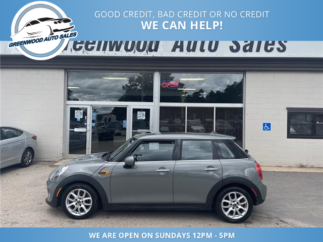 2017 MINI 5 Door Cooper (Stk: 17-92904) in Greenwood - Image 1 of 18