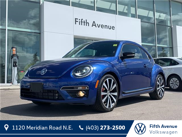 2014 Volkswagen Beetle 2.0 TSI Sportline (Stk: 3934) in Calgary - Image 1 of 33
