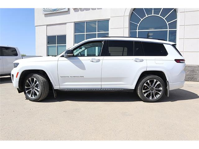 2022 Jeep Grand Cherokee L Overland (Stk: 23100B) in Humboldt - Image 1 of 18