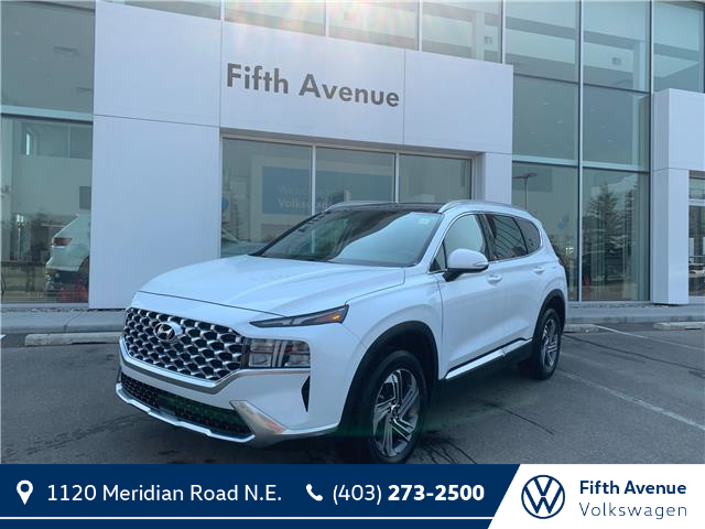 2021 Hyundai Santa Fe Preferred w/Trend Package (Stk: 23260A) in Calgary - Image 1 of 33