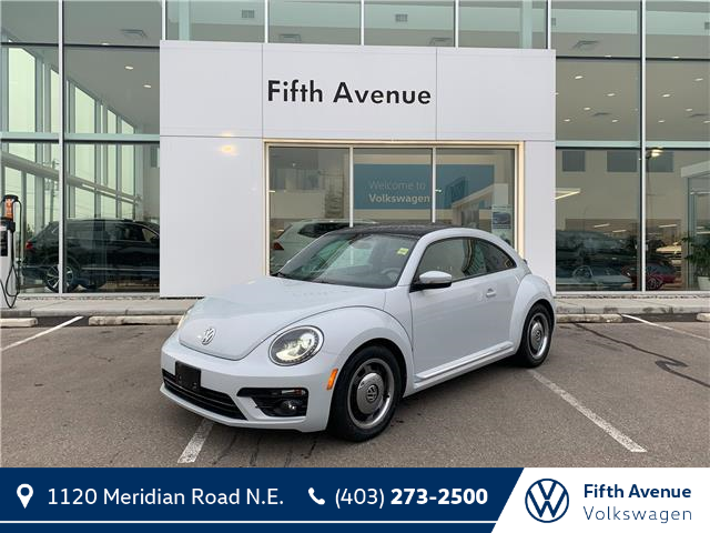 2017 Volkswagen Beetle 1.8 TSI Classic (Stk: 3966) in Calgary - Image 1 of 29