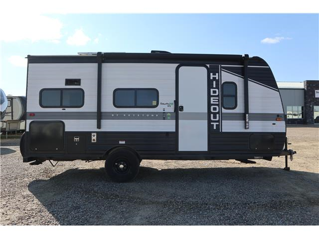 2022 Keystone Hideout 174RK  (Stk: RV22-37H) in Humboldt - Image 1 of 17
