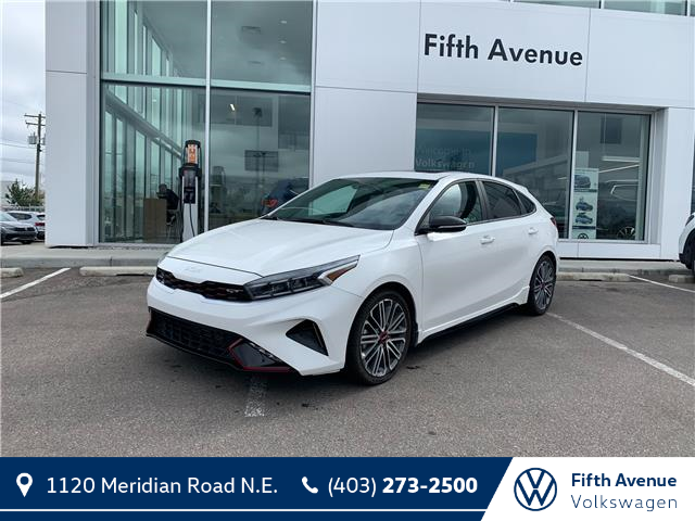 2022 Kia Forte5 GT (Stk: 3971A) in Calgary - Image 1 of 33