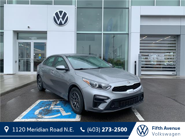 2021 Kia Forte LX (Stk: 23284B) in Calgary - Image 1 of 30