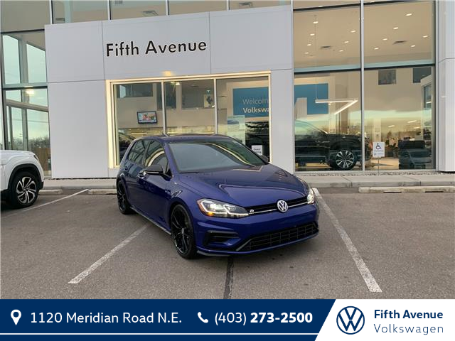 2019 Volkswagen Golf R 2.0 TSI (Stk: 3996) in Calgary - Image 1 of 35