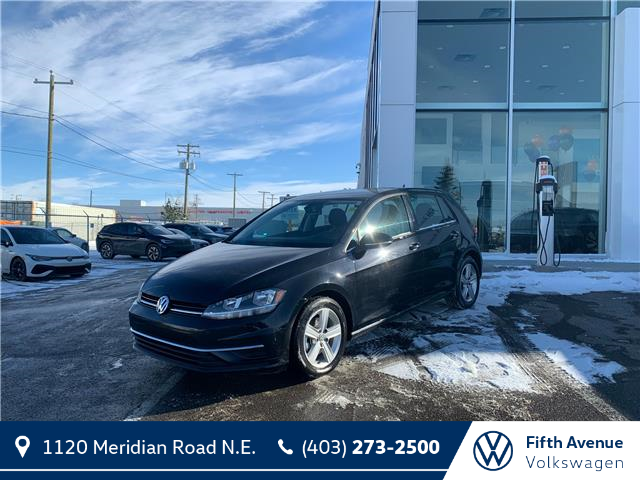 2021 Volkswagen Golf Comfortline (Stk: 4002) in Calgary - Image 1 of 31
