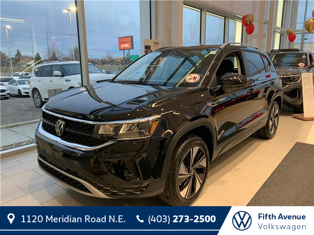 2024 Volkswagen Taos Comfortline (Stk: 24077) in Calgary - Image 1 of 13