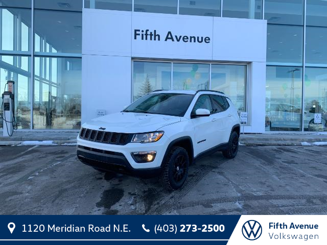 2019 Jeep Compass Sport (Stk: 24195A) in Calgary - Image 1 of 37
