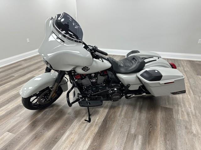 Street Glide