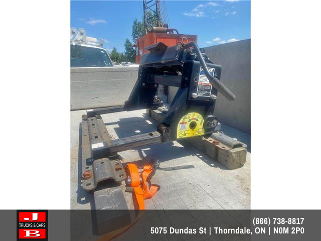 2008 - Reese Fifth Wheel Hitch  in Thordale - Image 1 of 2