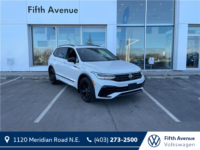 2023 Volkswagen Tiguan Comfortline R-Line Black (Stk: 5091) in Calgary - Image 1 of 15