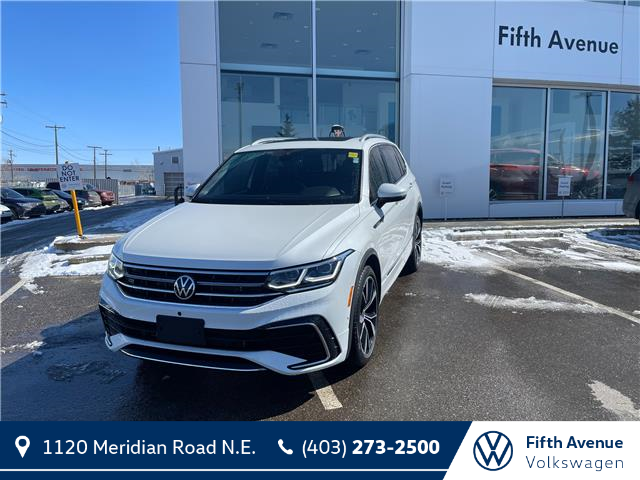 2024 Volkswagen Tiguan Highline R-Line (Stk: 5105) in Calgary - Image 1 of 15