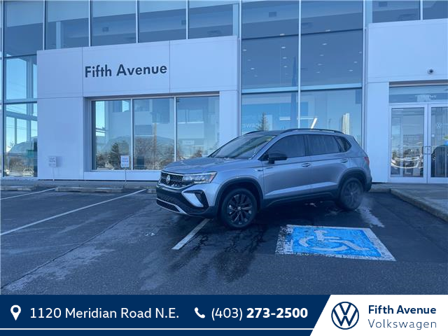 2022 Volkswagen Taos Trendline (Stk: 25166A) in Calgary - Image 1 of 13