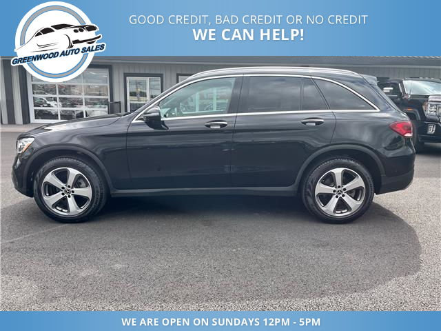 2022 Mercedes-Benz GLC 300 Base (Stk: 22-360914) in Greenwood - Image 1 of 17