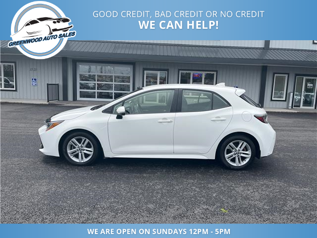 2021 Toyota Corolla Hatchback Base (Stk: 21-137991) in Greenwood - Image 1 of 21
