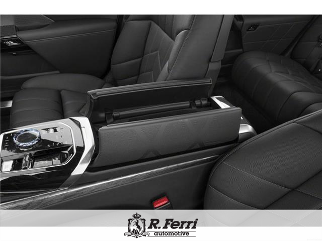 2025 BMW i7 xDrive60 (Stk: 34101) in Woodbridge - Image 10 of 12