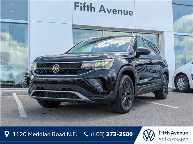 2022 Volkswagen Taos Comfortline (Stk: 25254A) in Calgary - Image 1 of 26