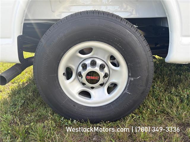 2025 GMC Savana 2500 Work Van (Stk: W74176) in Westlock - Image 14 of 18