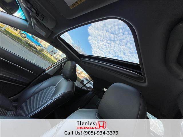 2019 Toyota Camry SE (Stk: R12406) in St. Catharines - Image 14 of 22