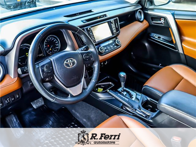 2018 Toyota RAV4 Hybrid Limited (Stk: P9529) in Woodbridge - Image 8 of 29
