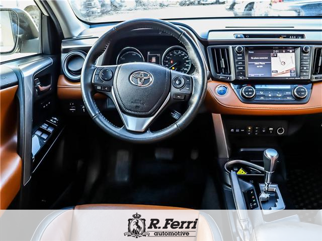 2018 Toyota RAV4 Hybrid Limited (Stk: P9529) in Woodbridge - Image 12 of 29