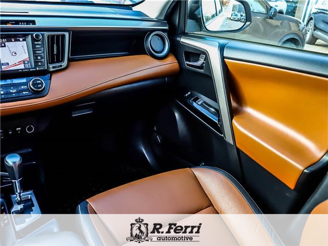 2018 Toyota RAV4 Hybrid Limited (Stk: P9529) in Woodbridge - Image 14 of 29