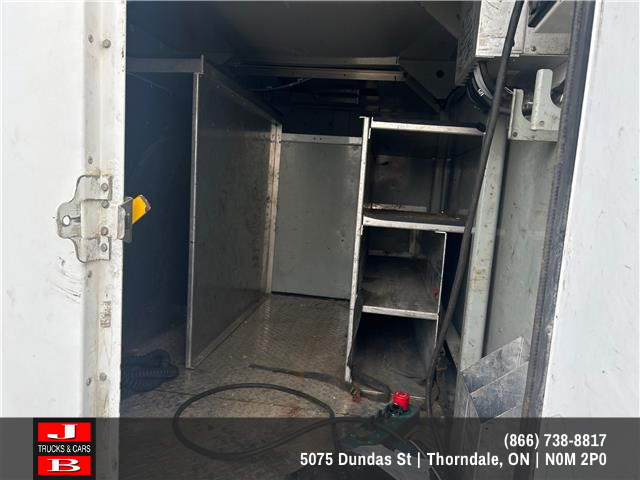 2011 Ford F-450 Chassis XL (Stk: 9234) in Thordale - Image 4 of 4