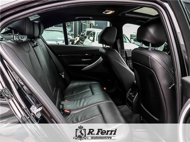 2018 BMW 330i xDrive (Stk: 34476A) in Woodbridge - Image 14 of 30