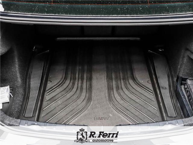 2018 BMW 330i xDrive (Stk: 34476A) in Woodbridge - Image 15 of 30