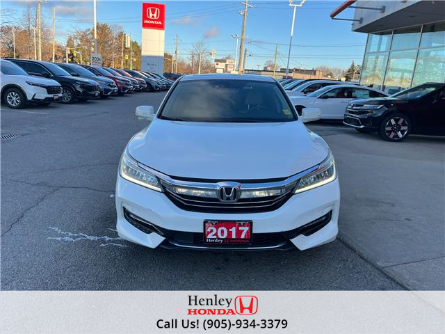 2017 Honda Accord Hybrid Touring (Stk: H22501B) in St. Catharines - Image 3 of 22