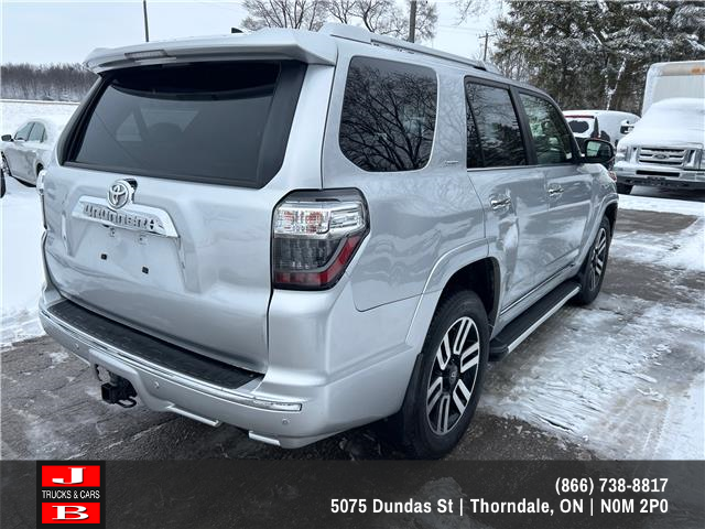 2016 Toyota 4Runner SR5 (Stk: 9242) in Thordale - Image 2 of 6