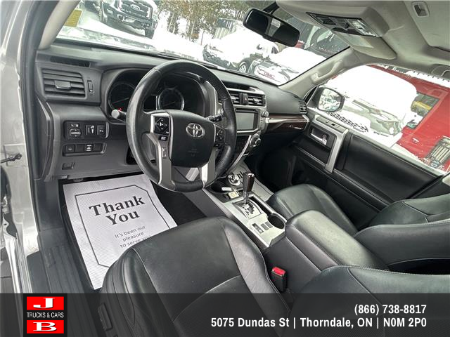 2016 Toyota 4Runner SR5 (Stk: 9242) in Thordale - Image 3 of 6