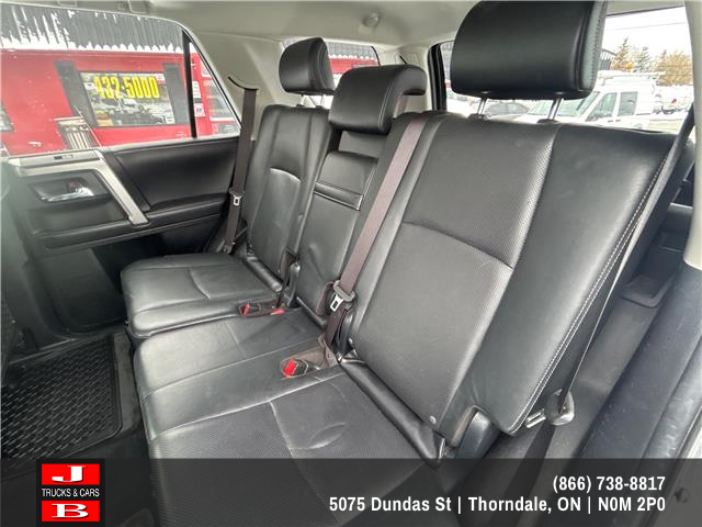 2016 Toyota 4Runner SR5 (Stk: 9242) in Thordale - Image 4 of 6