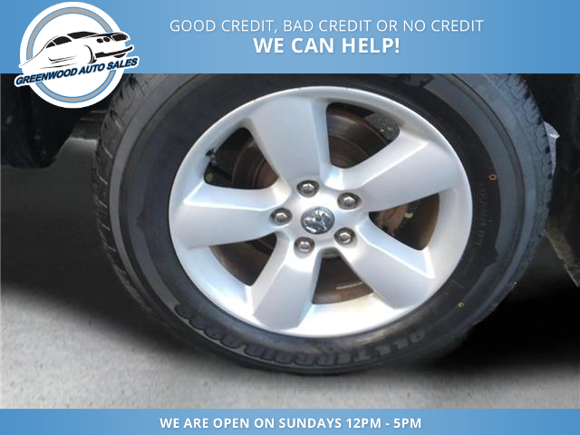 2022 RAM 1500 Classic SLT (Stk: 22-247349) in Greenwood - Image 9 of 15