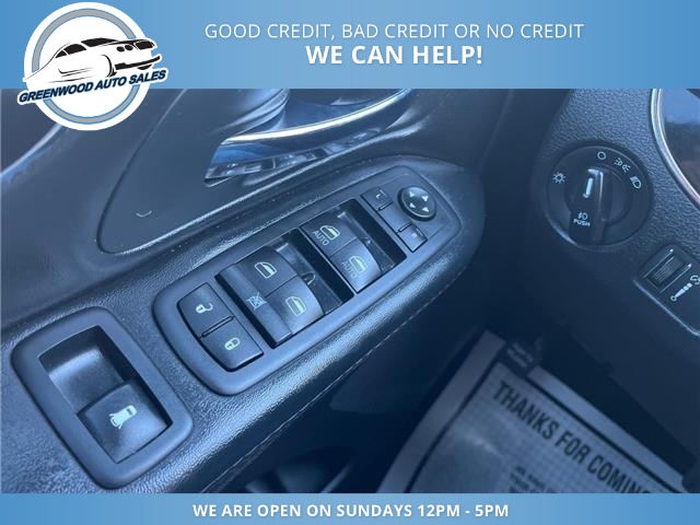 2020 Dodge Grand Caravan Premium Plus (Stk: 20-181197) in Greenwood - Image 16 of 20