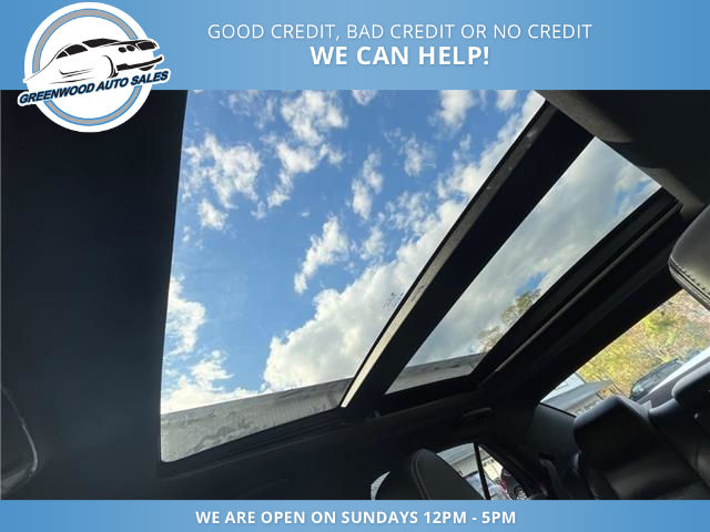 2023 Chrysler 300 S (Stk: 23-593295) in Greenwood - Image 8 of 24