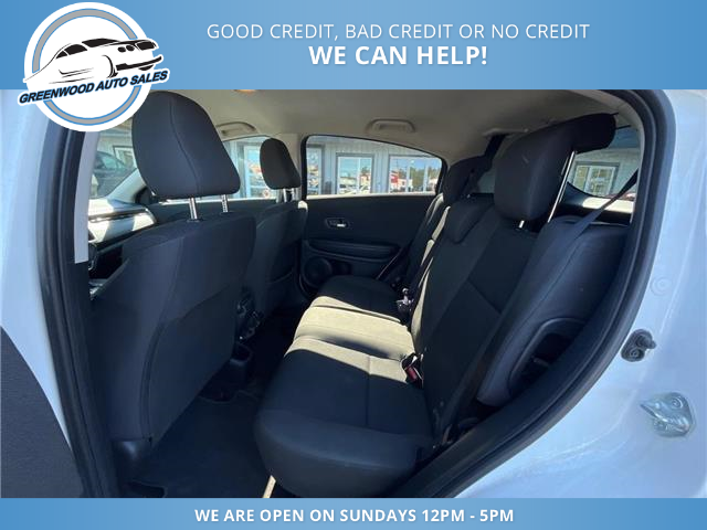 2021 Honda HR-V LX (Stk: 21-103965) in Greenwood - Image 10 of 18