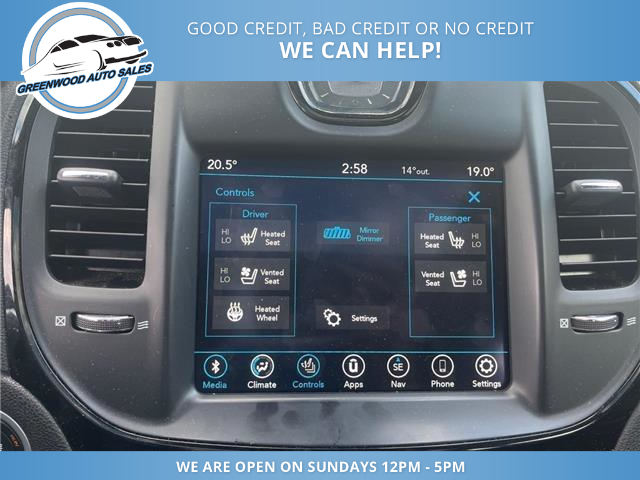 2023 Chrysler 300 S (Stk: 23-593295) in Greenwood - Image 11 of 24