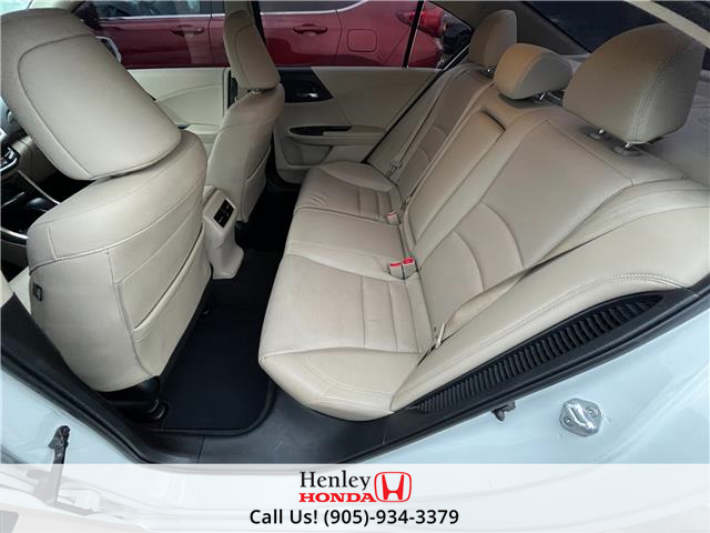 2017 Honda Accord Hybrid Touring (Stk: H22501B) in St. Catharines - Image 15 of 22