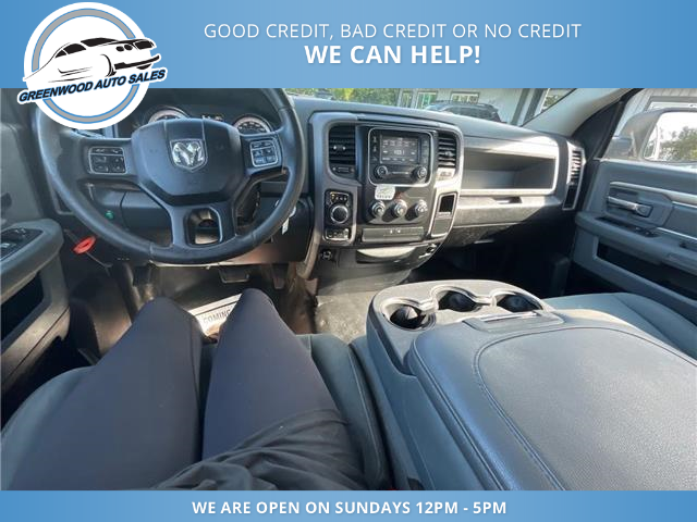 2017 RAM 1500 ST (Stk: 17-708341) in Greenwood - Image 7 of 15